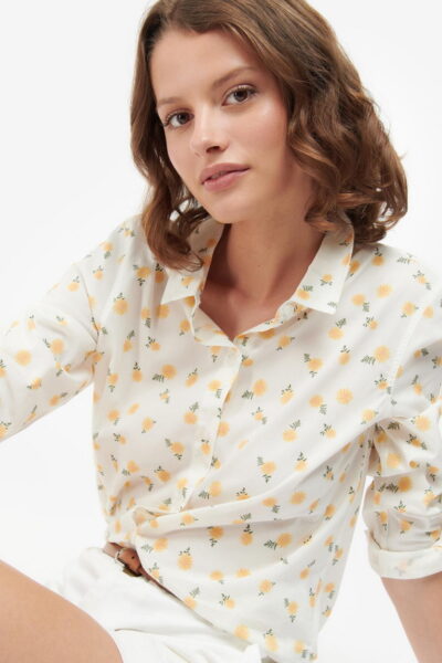 LSH1357WH52 SS23 front model 2