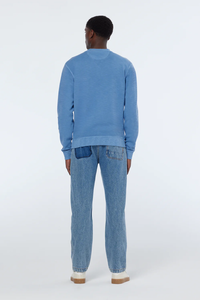Hires_PNG-180149_420_MDL_BCK Hires PNG 180149 420 MDL BCK