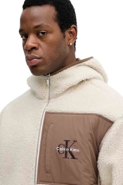 20251030155740 06afdc07