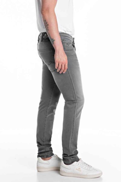 M914 000 103 C35 096 S